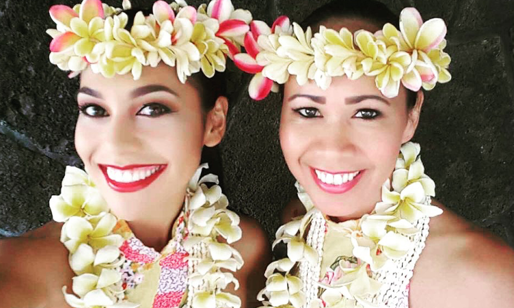 hawaii island hula dancer for event