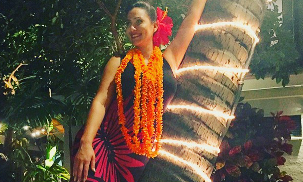 hula dancer for special occasion